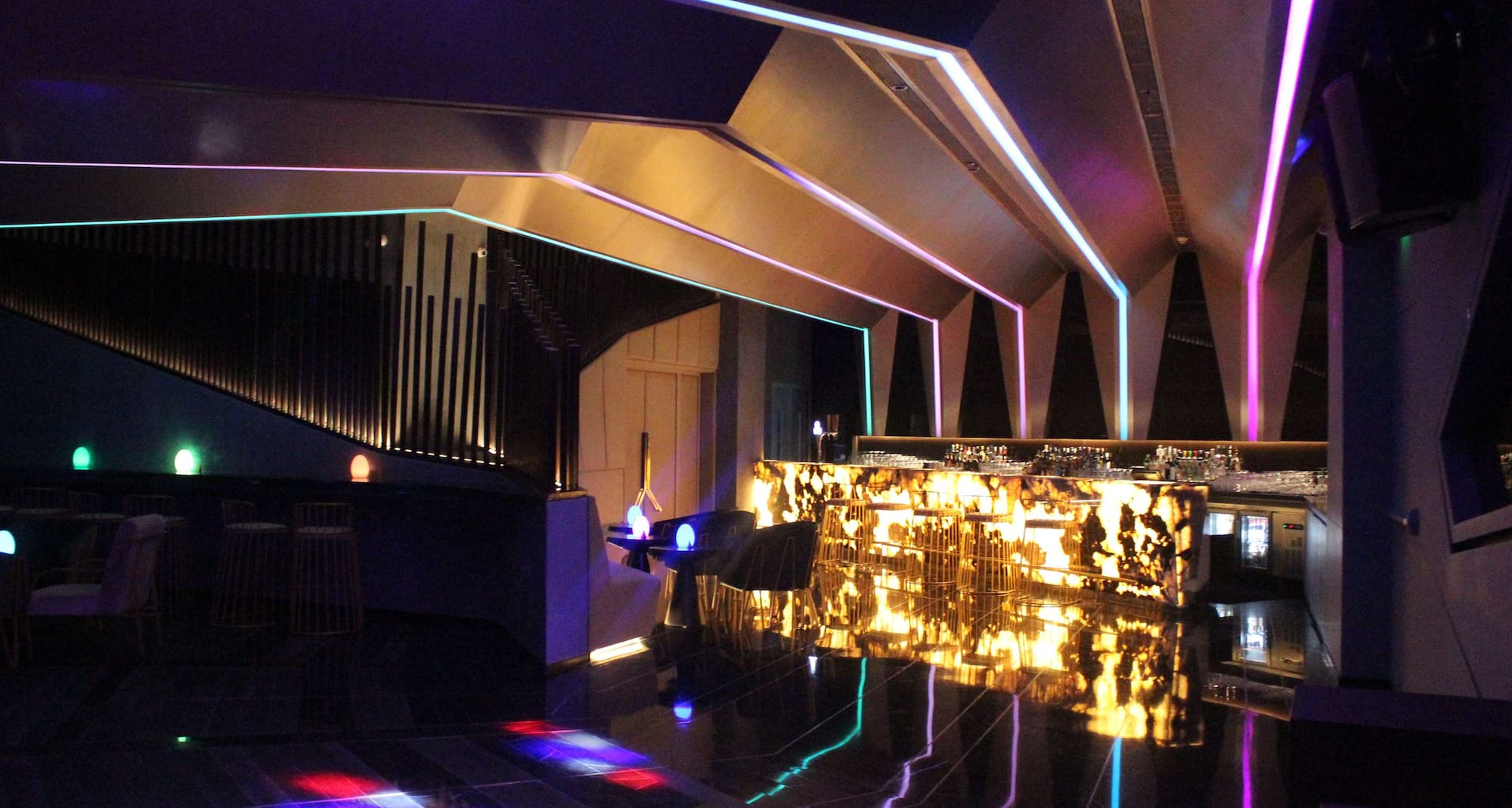 Radisson Blu Bengaluru Outer Ring Road - Marquis Nightclub