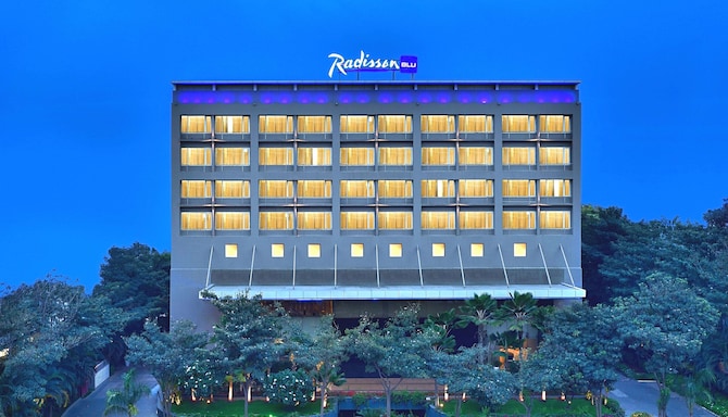 Radisson Blu Hotel, Bengaluru Outer Ring Road - Utvändig utsikt