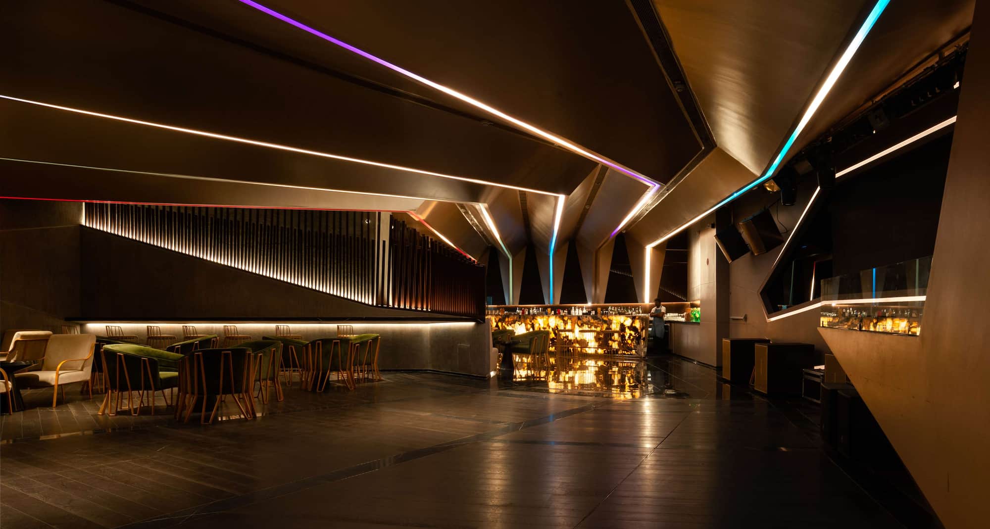 Radisson Blu Hotel, Bengaluru Outer Ring Road - Lobby