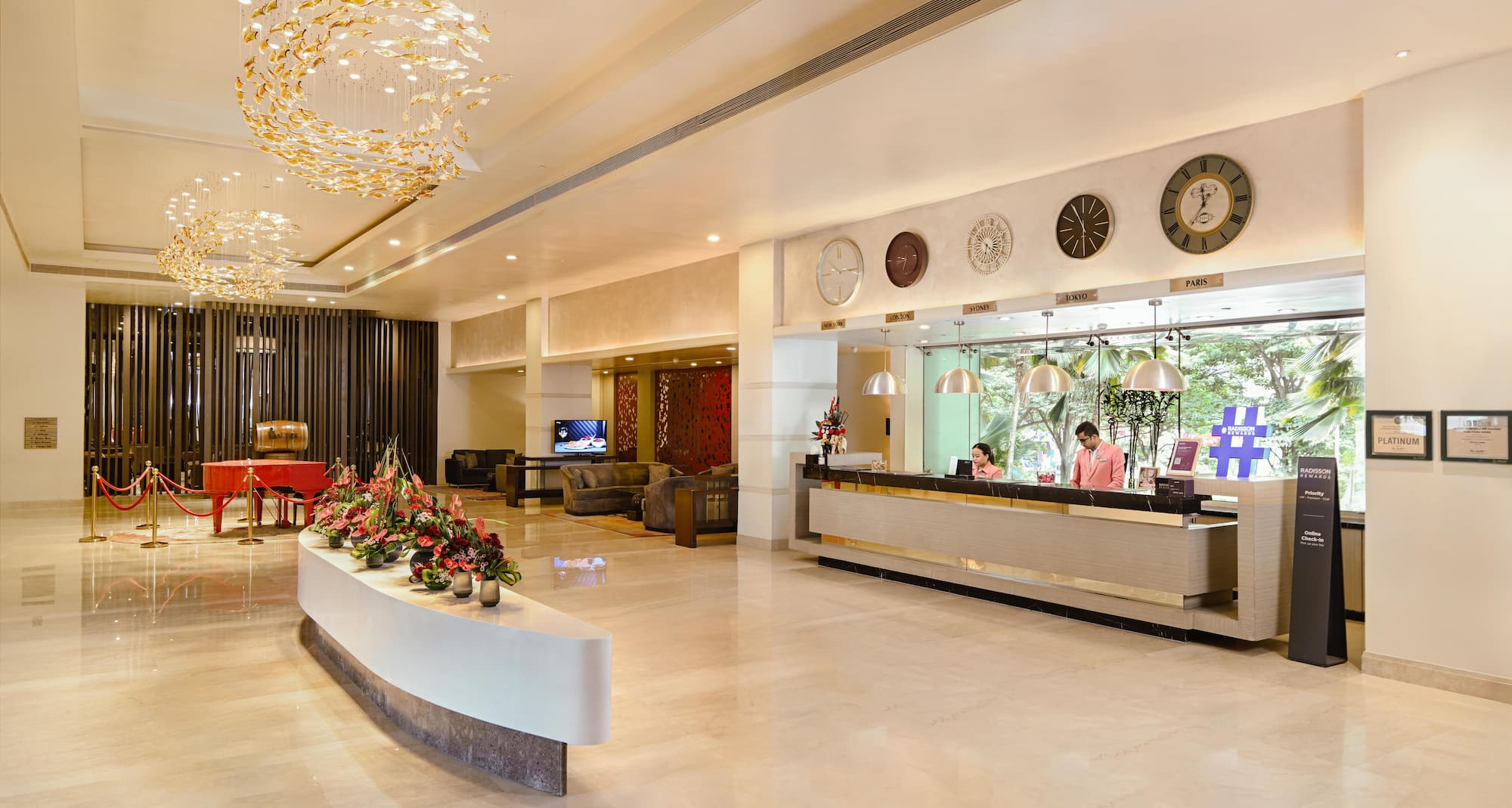 Radisson Blu Hotel, Bengaluru Outer Ring Road - Lobby