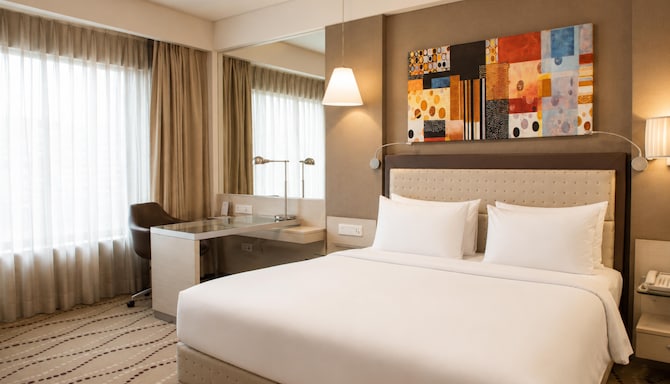 Radisson Blu Hotel, Bengaluru Outer Ring Road - One Bedroom Suite