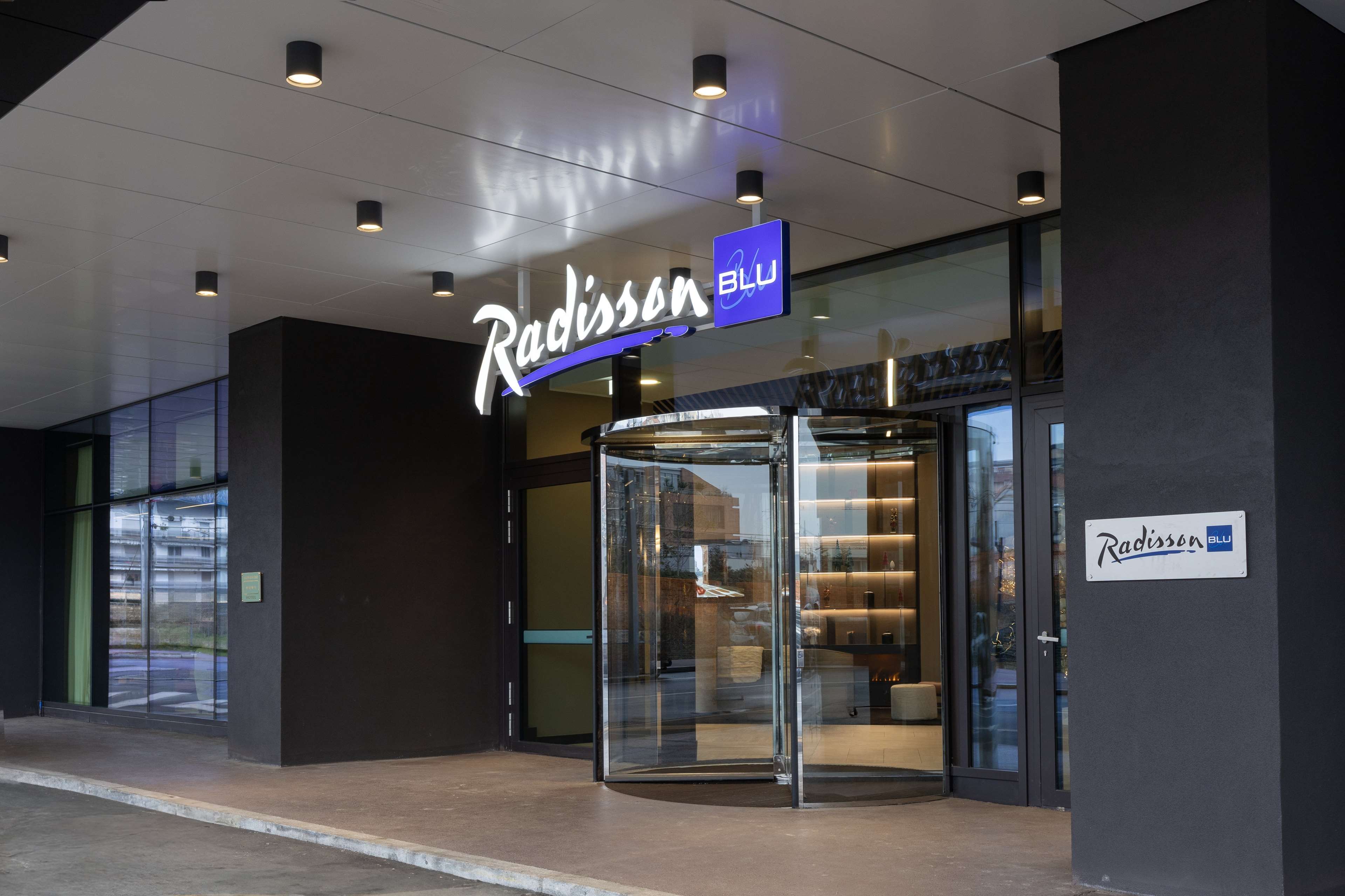 Welcome to our hotels in Bergamo, Italy | Radisson Hotels, image size:3839x2559
