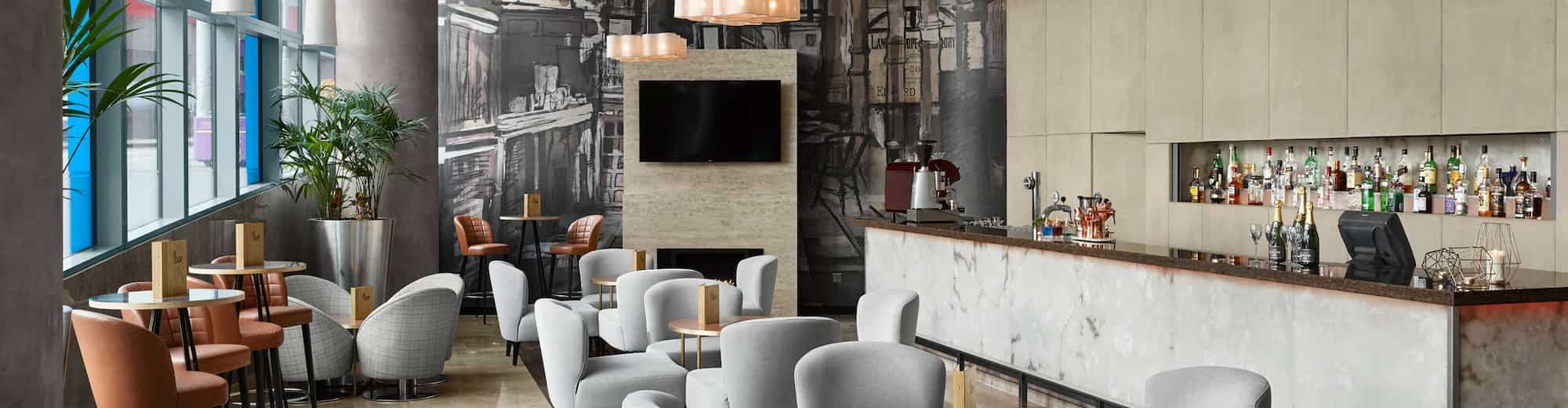 Radisson Blu Hotel, Birmingham - The bar