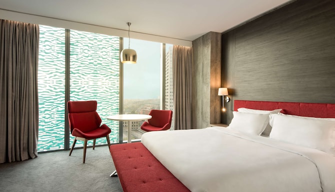 Radisson Blu Hotel, Birmingham - Superior room with city view