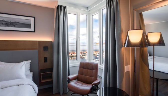 Radisson Blu Hotel, Bodø - Premium Room bedroom