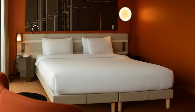 Radisson Blu Hotel, Bordeaux - Standard & Superior Room