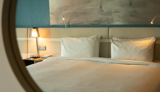 Radisson Blu Hotel, Bordeaux - Premium Room