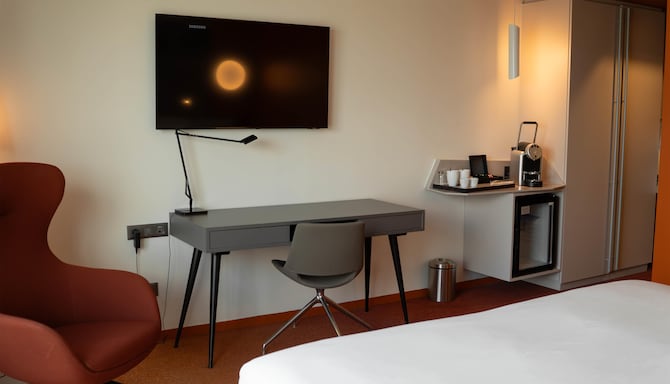 Radisson Blu Hotel, Bordeaux - Superior & Premium Room