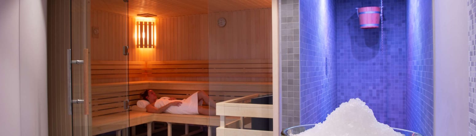 Radisson Blu Hotel, Bordeaux - Spa area