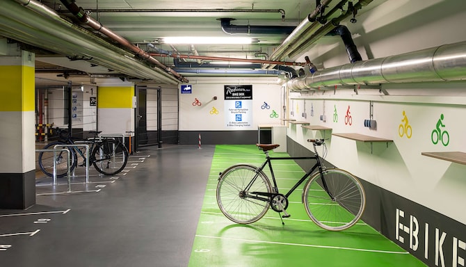 Radisson Blu Hotel, Bremen - Bike Box