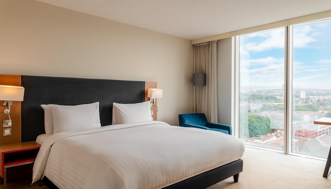 Radisson Blu Hotel, Bristol - Premium Room - Harbor View