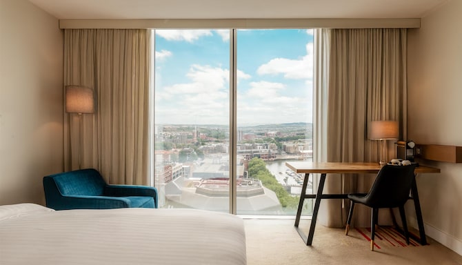 Radisson Blu Hotel, Bristol - Premium Room - Harbor View