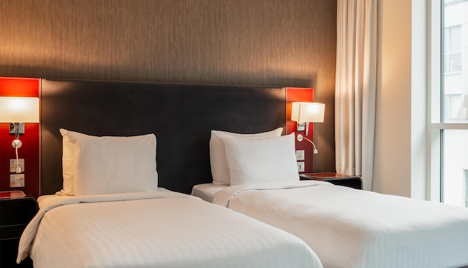 Radisson Blu Hotel, Bristol - Guest Room