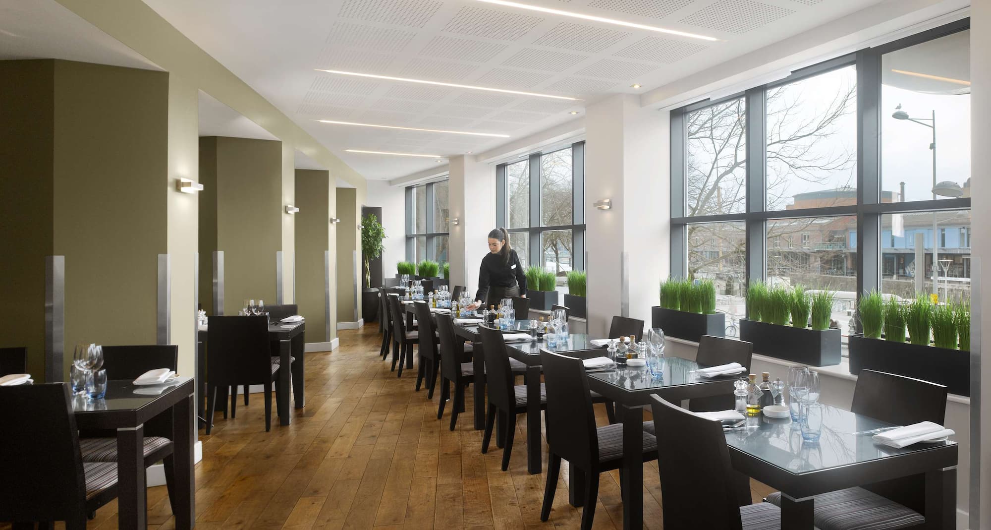 Radisson Blu Hotel, Bristol - Restaurant Collage