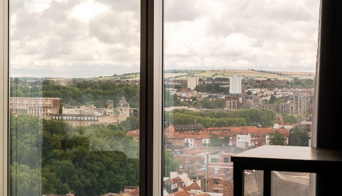 Radisson Blu Hotel, Bristol - Superior Room - City View