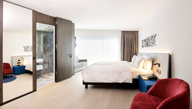 Radisson Blu Hotel, Bruges - Guest room