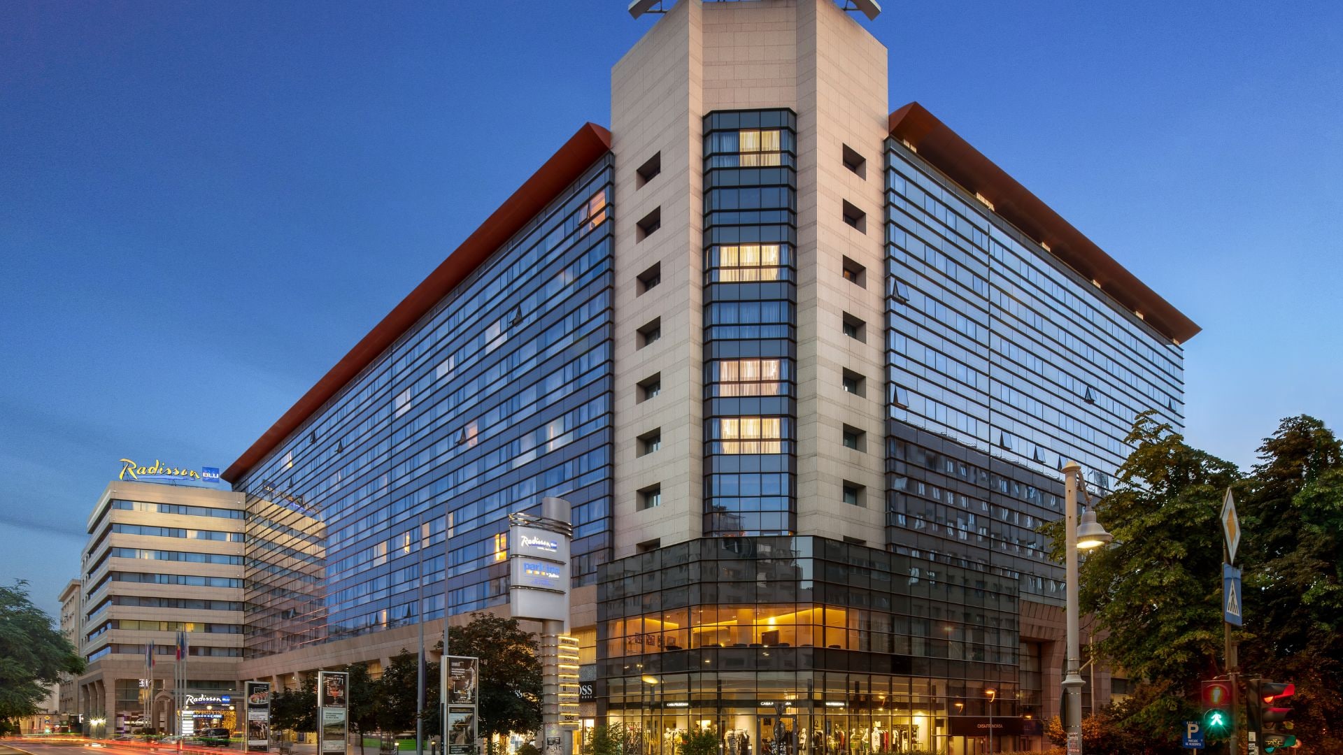 Radisson Blu Hotel, Bucharest - Dış Görünüm