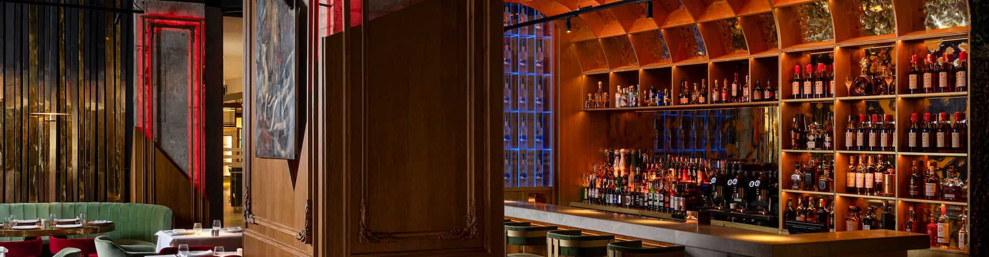 Radisson Blu Hotel, Bucharest - Maison des arts