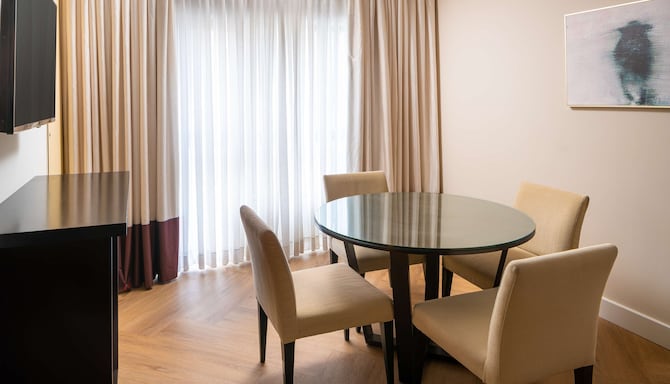 Radisson Blu Hotel, Bucharest - Junior Suite