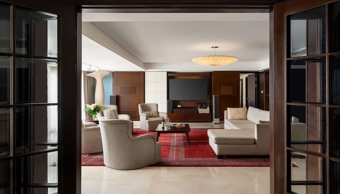 Radisson Blu Hotel, Bucharest - Royal Suite with lounge access & pool view