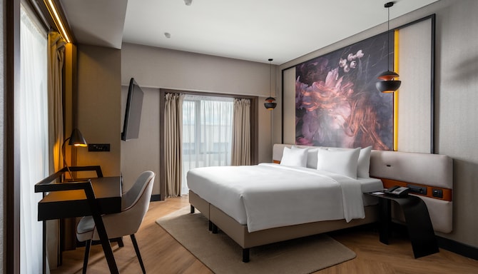 Radisson Blu Hotel, Bucharest - Junior Suite with Lounge Access