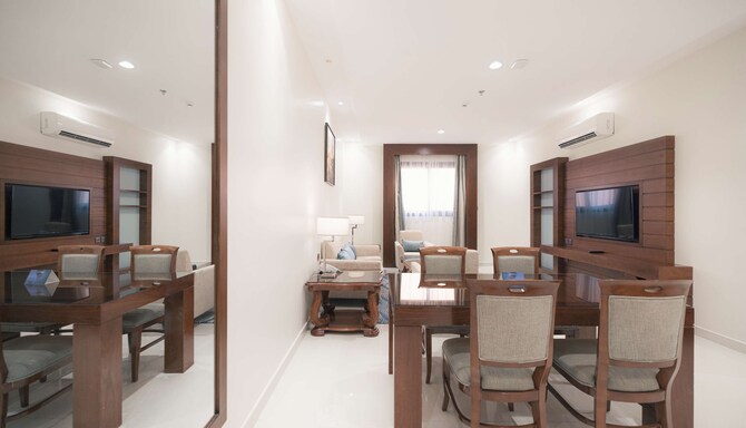 Radisson Blu Hotel, Buraidah - Junior Suite