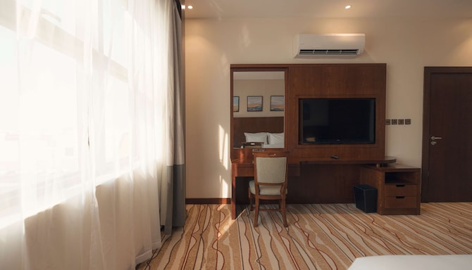 Radisson Blu Hotel, Buraidah - Junior Suite