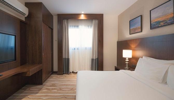 Radisson Blu Hotel, Buraidah - Two Bedroom Suite