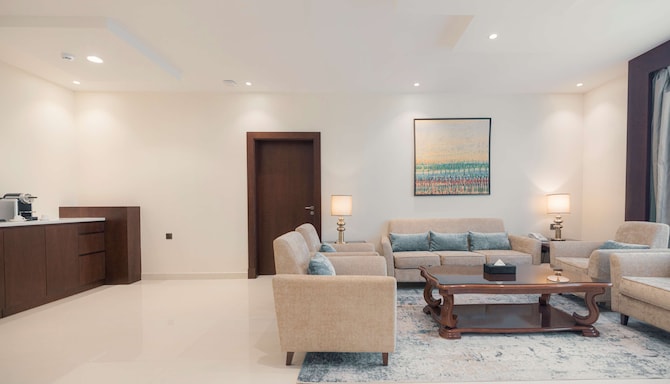 Radisson Blu Hotel, Buraidah - Two Bedroom Suite