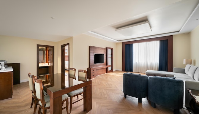 Radisson Blu Hotel, Buraidah - جناح