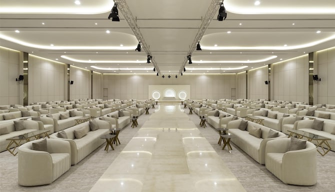 Radisson Blu Hotel, Buraidah - Laylati