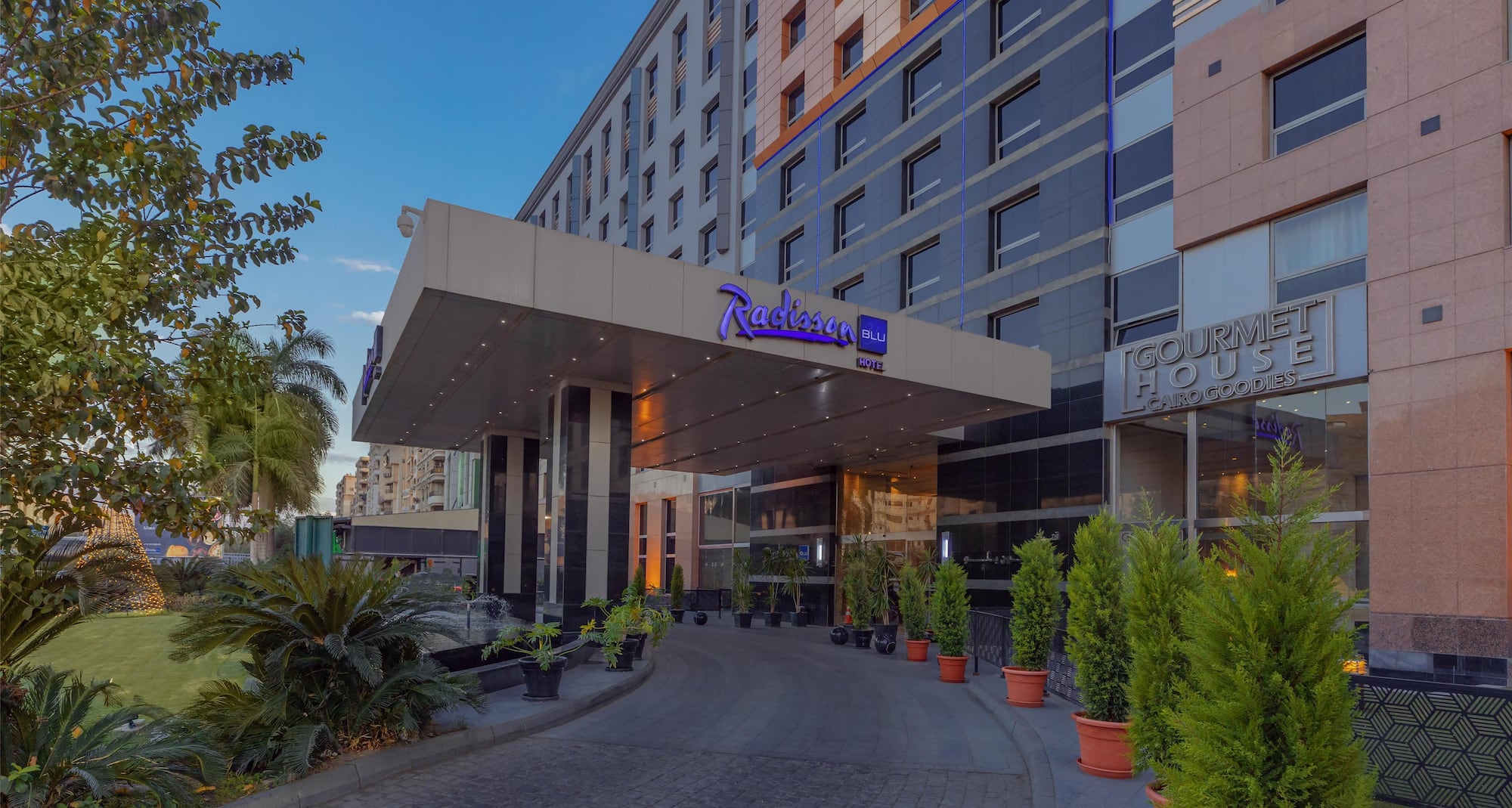 Radisson Blu Hotel, Cairo Heliopolis - Hotel Exterior