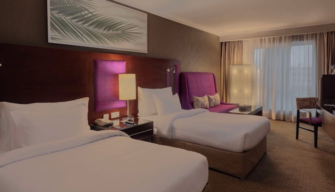 Radisson Blu Hotel, Cairo Heliopolis - Superior Room with twin beds