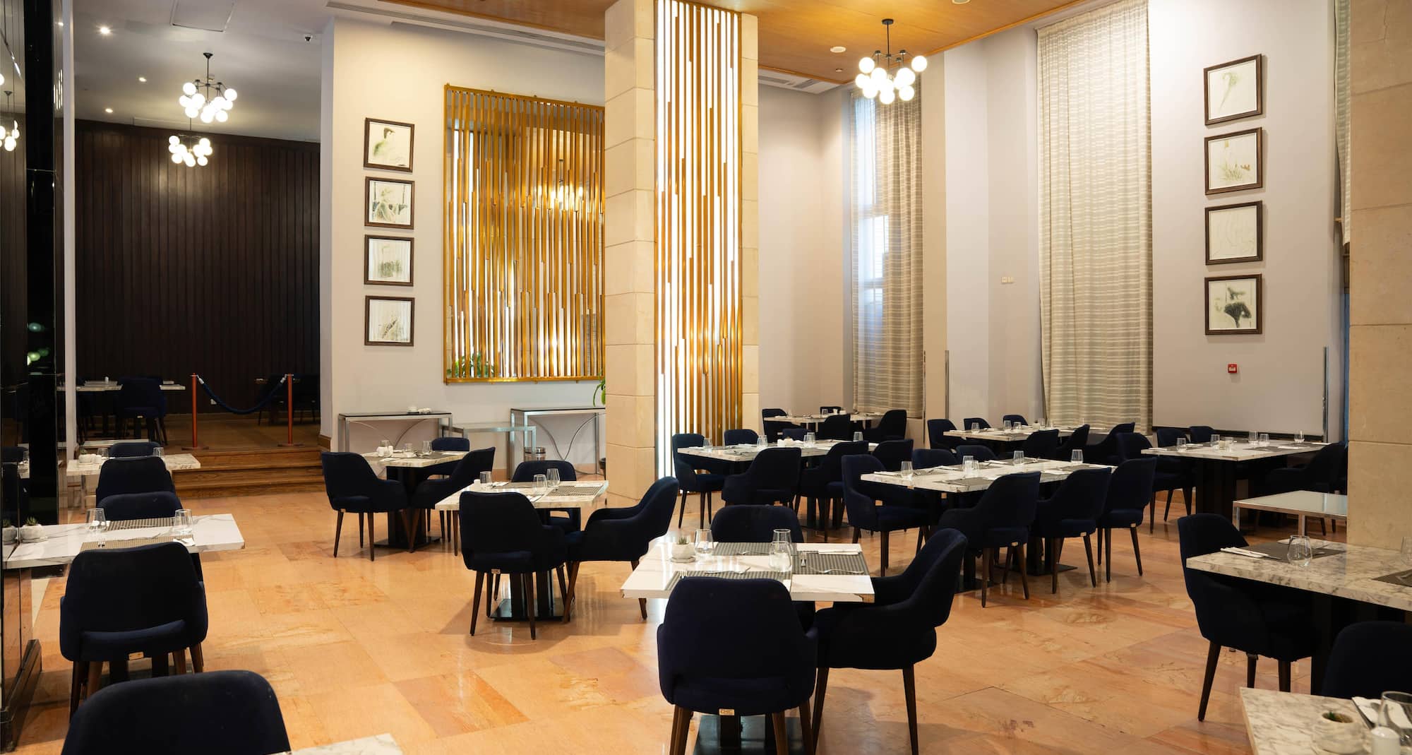 Radisson Blu Hotel, Cairo Heliopolis - MIX Restaurant