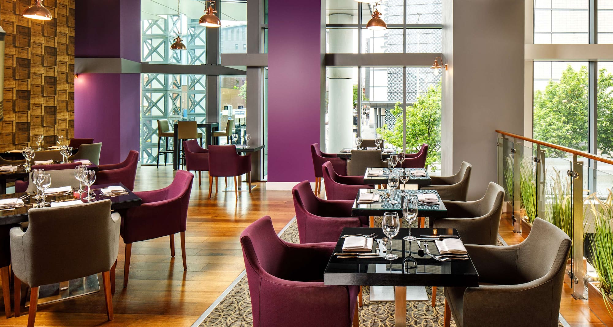 Radisson Blu Hotel, Cardiff - Tafarn Bar & Kitchen