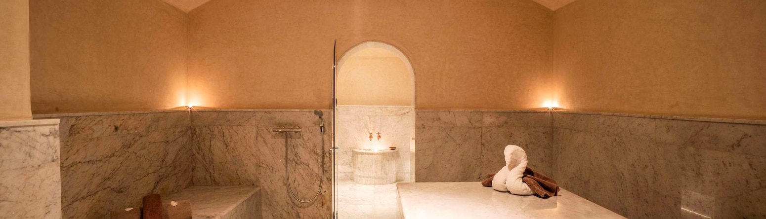 Radisson Blu Hotel, Casablanca City Center - Spa Calista - Hammam