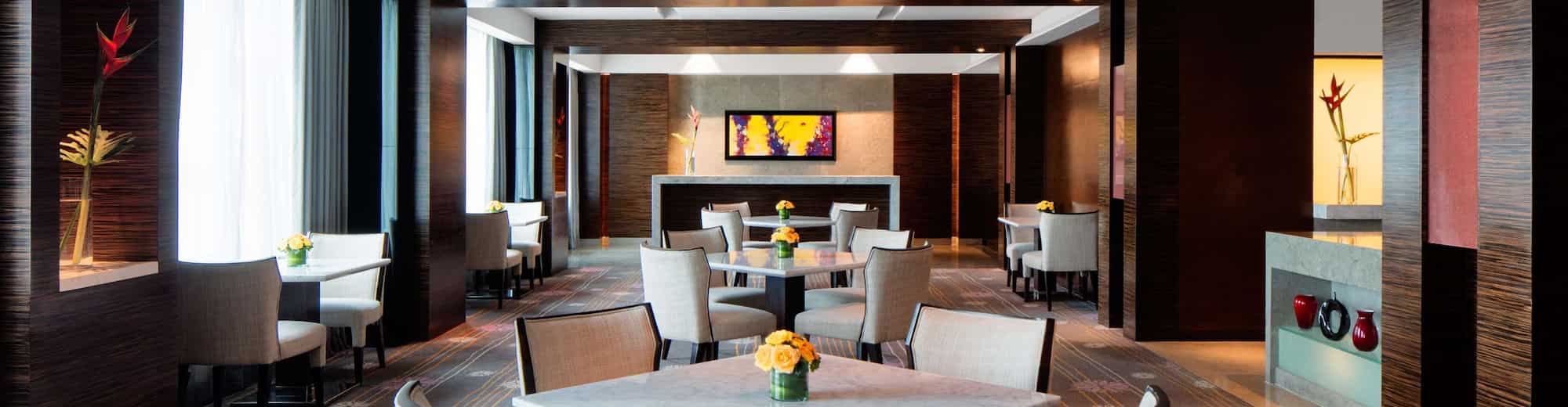 Radisson Blu Hotel, Cebu - Business Class Lounge