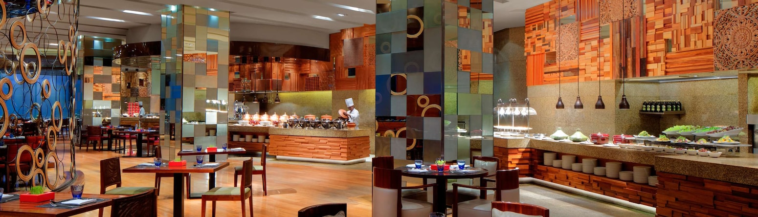 Radisson Blu Hotel, Cebu - Feria