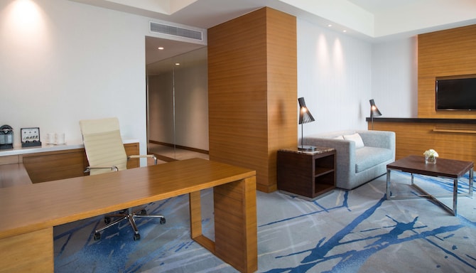 Radisson Blu Hotel, Cebu - Suite