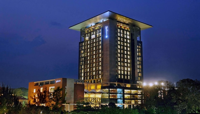 Radisson Blu Hotel, Chattogram Bay View - Внешний вид