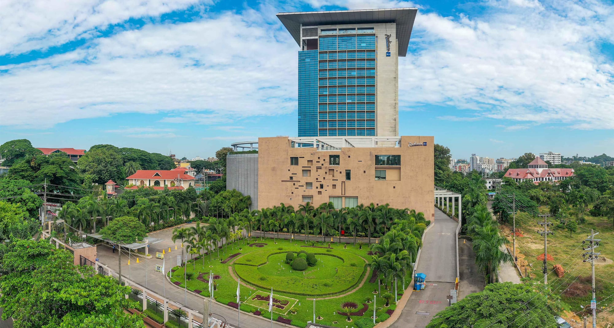 Radisson Blu Hotel, Chattogram Bay View - منظر الواجهة الخارجية
