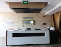 Radisson Blu Hotel, Chattogram Bay View - Spa Esc