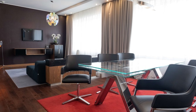 Radisson Blu Hotel, Chelyabinsk - Президентский люкс