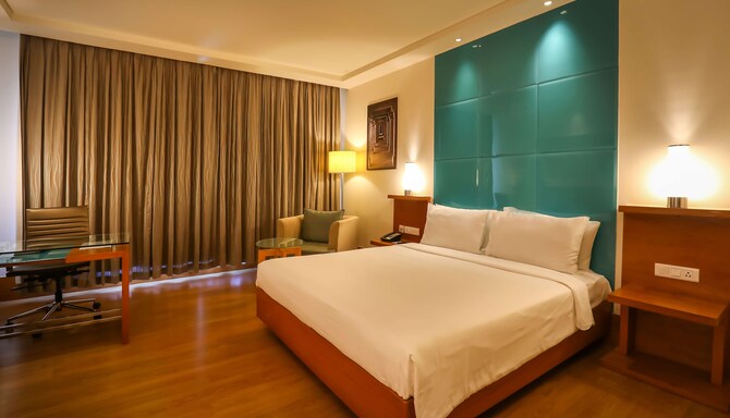 Radisson Blu Hotel Chennai City Centre -  Business Class Room