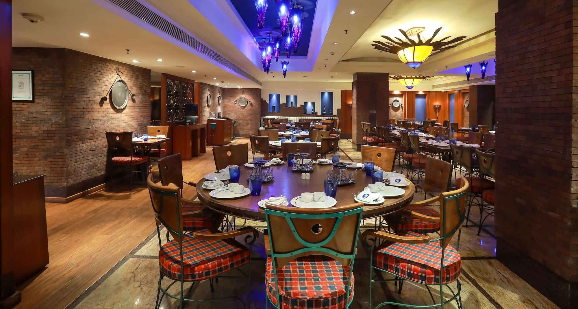 Radisson Blu Hotel Chennai City Centre - Restaurant