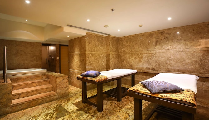 Radisson Blu Hotel Chennai City Centre - Spa