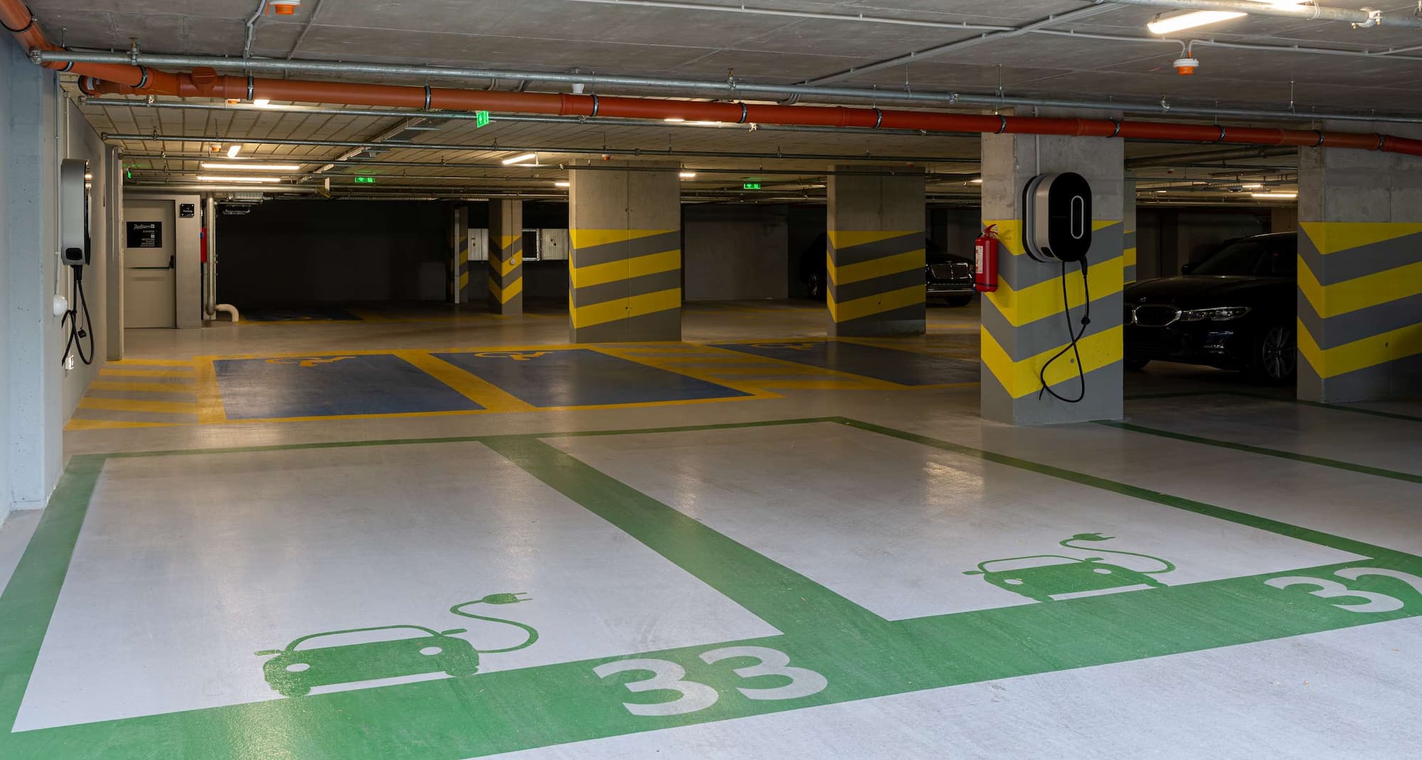 Radisson Blu Hotel, Cluj – Parkplatz