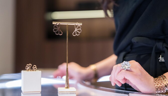 Radisson Blu Hotel, Cluj - Malvensky Shop