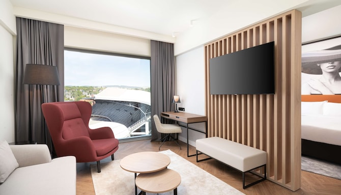 Radisson Blu Hotel, Cluj - Suite with Cluj Arena view