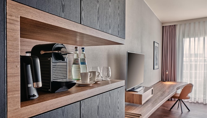 Radisson Blu Hotel, Cologne - Zimmer Annehmlichkeiten